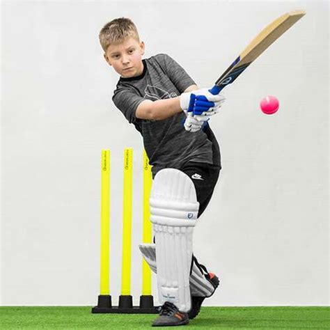 Cricket Equipment | The Best Cricket Gear | Net World Sports