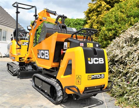 First Deal Secured as JCB Launches Online Machine Sales