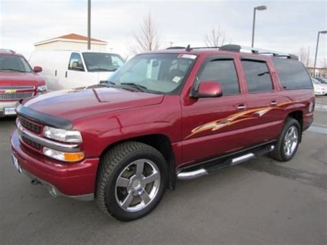 2006 Chevrolet Suburban LTZ 1500 4x4 Data, Info and Specs | GTCarLot.com