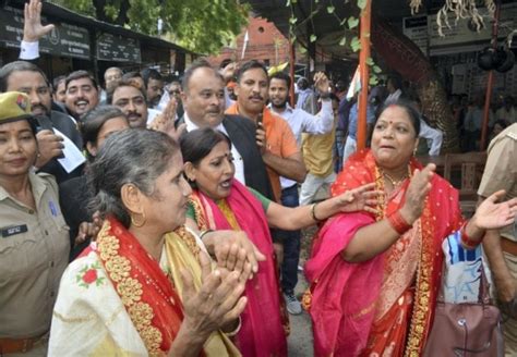 In pics: After Gyanvapi verdict, celebrations break out on streets of ...