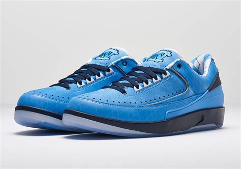 Air Jordan 2 Low UNC - Sneaker Bar Detroit