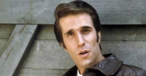 Henry Winkler Auctioning Off Fonzie Outfit Including Iconic Leather Jacket