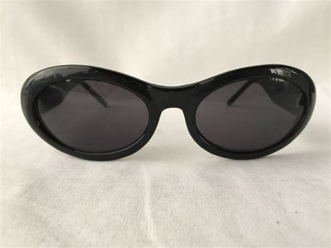 Vintage Gucci oval sunglasses black - www.chanelvintage.net