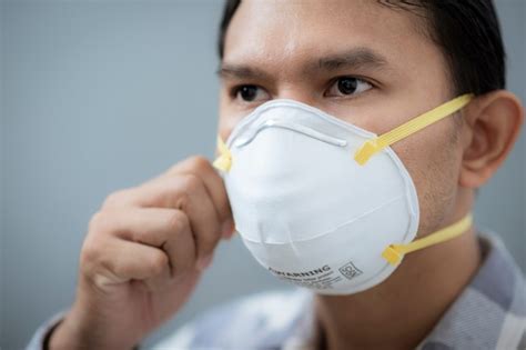 Efikasi Masker Bedah dan Masker Respirator N95 untuk Mencegah Infeksi ...