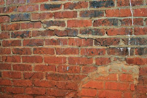 Brick Wall Cracked Free Stock Photo - Public Domain Pictures