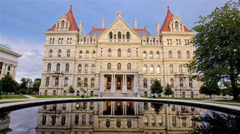 New York State Capitol Building, Downtown Albany holiday accommodation ...