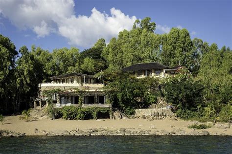 Ndomo House - Malawi Situated approximately 1 km... | Malawi, House, Luxury accommodation