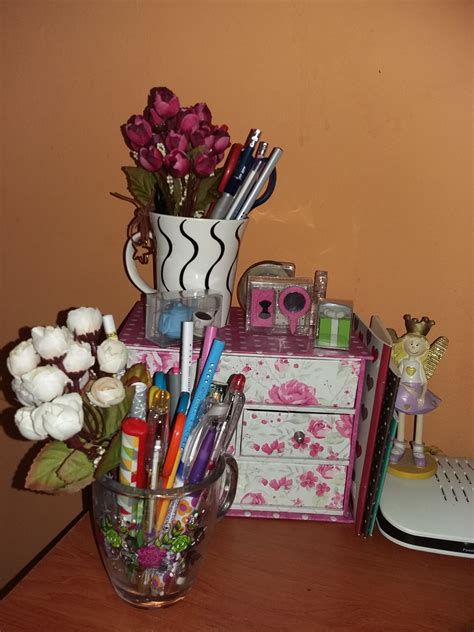 The girlie side of ELT: organising your desk – My Elt Rambles