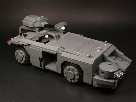 This M577 APC Is Ready To Blast Aliens - EverydayBricks