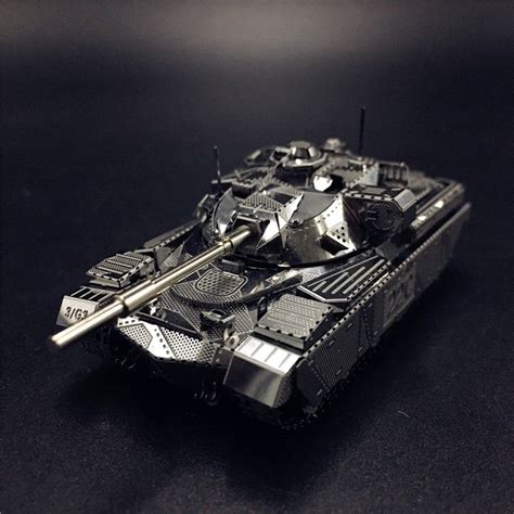 Chieftain MK50 Tank 3D Metal Model Kit | Metal model kits, Metal tank ...