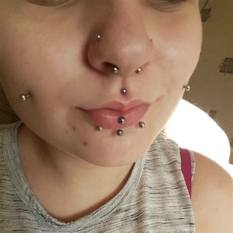 Medusa piercing [50 Ideas]: Pain Level, Healing Time, Cost, Experience ...