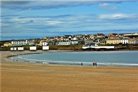 Kilkee Beach, Clare | Activeme.ie