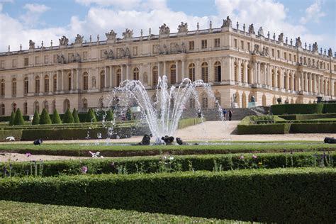 Versailles Palace & Gardens Full Day Tour with Petit Trianon