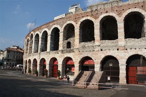 Roman Arena, Verona, Italy (Illustration) - World History Encyclopedia