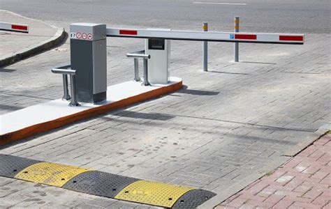 Parking Gate Barriers suppliers in Dubai, UAE | Leading Distributor of ID Card printer, HID ...