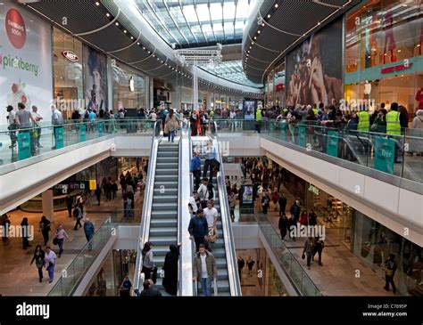 Westfield Stratford City shopping centre, London Stock Photo - Alamy