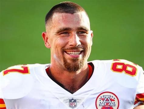 Travis Kelce Beard: Top 10 Styles to Copy in 2023 — Beard Style