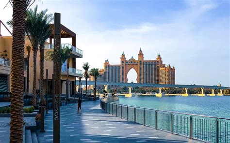 9 Best Things to Do at the Palm Jumeirah in Dubai - Tusk Travel Blog