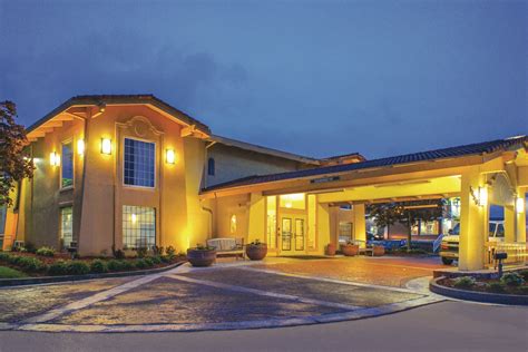 La Quinta Inn by Wyndham Moline Airport | Moline, IL Hotels