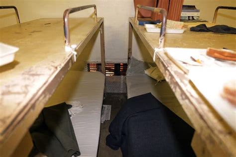 Photos From California Jail Reveal Inmates’ Escape Route - The New York Times