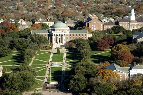 The Top 10 Best Landscaped Colleges - South