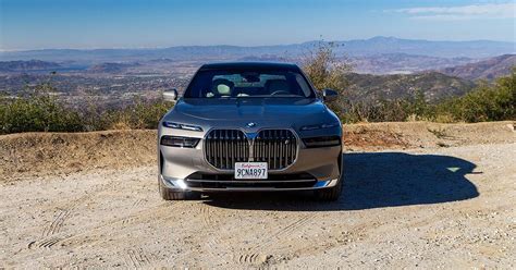 2023 BMW I7 First Drive Review | AutoGuide.com