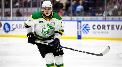 Knights' Easton Cowan sets franchise record with 26-game point streak