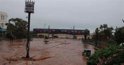 Dawlish flooding prompts urgent RNLI searches - Devon Live