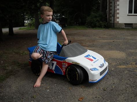 Modified Power Wheels - Just repainting a NASCAR racer FINISHED