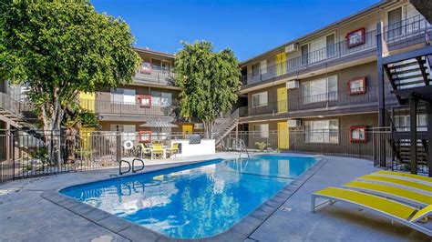 1 & 2 Bedroom Apartments in Riverside, CA | Dwell Apartment Homes