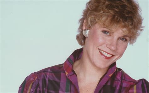 31 Best Anne Murray Songs Of All Time (With Video)