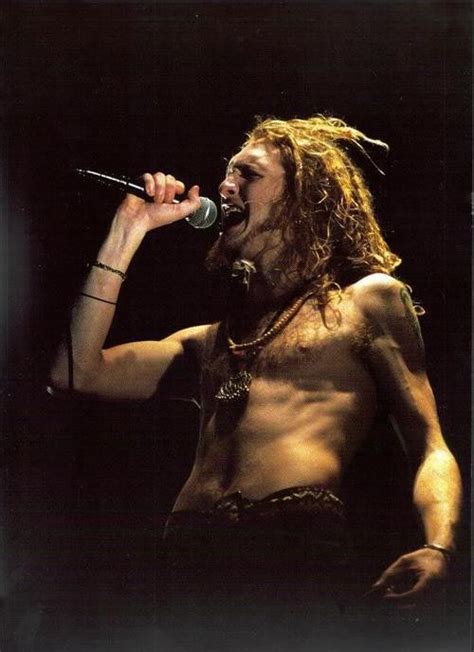 Layne Staley, the tragic lead singer of Alice in Chains, on stage in the early 1990s | Alice in ...