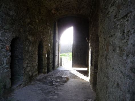 Inside the gatehouse, Kidwelly Castle © Jeremy Bolwell :: Geograph Britain and Ireland