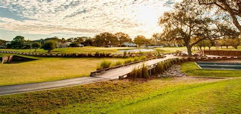 Carrollwood Country Club - Reviews & Course Info | GolfNow