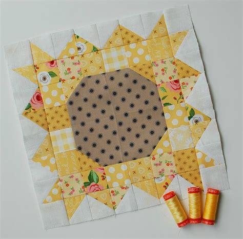 This Pretty Sunflower Block Can Be Used Many Ways - Quilting Digest