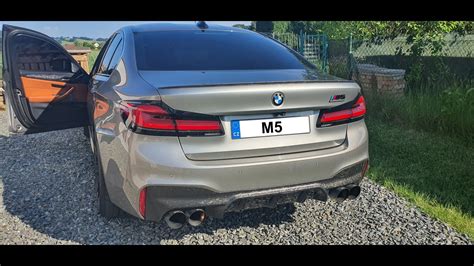 BMW M5 Exhaust sound - YouTube