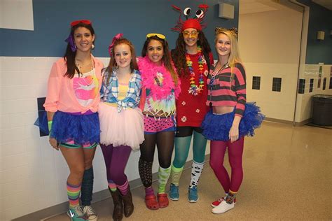 Wacky tacky day at school - Google Search | Wacky tacky day, Spirit ...