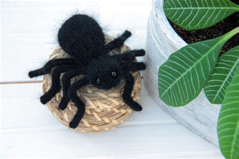 Halloween Spider KNITTING PATTERN Knitted Cute Spider Toy - Etsy