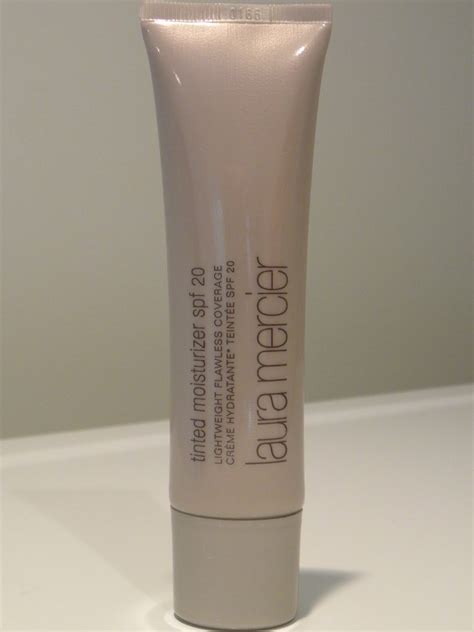 Berry Berry Couture: A Beauty Collective: Laura Mercier Tinted Moisturizer