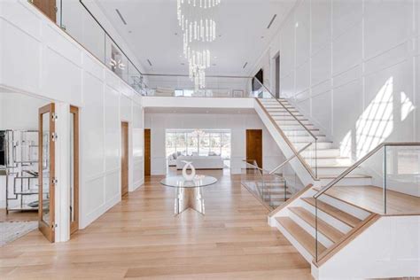 Newly Built Southampton Mansion Asks $40M