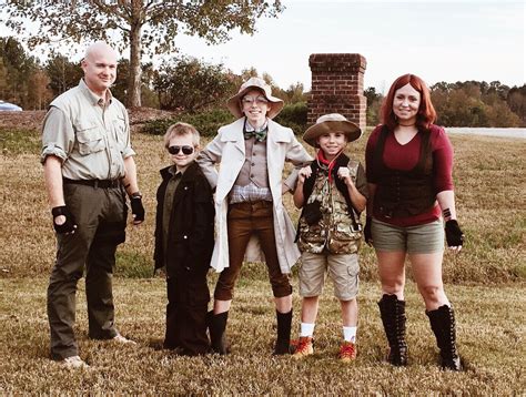 Jumanji: Welcome to the Jungle | Halloween Costume Contest