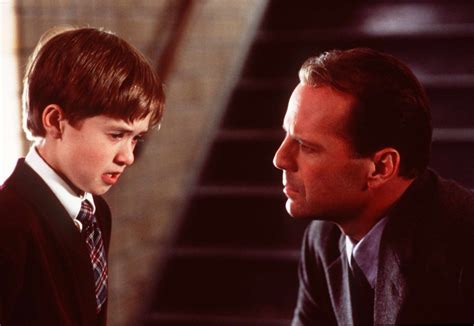 The Sixth Sense Movie Ending Explained - TrentkruwPace