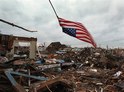 Joplin tornado aftermath - Photo 27 - Pictures - CBS News