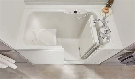 Walk-in Tub Pros and Cons - Weighing Your Options