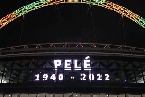 Tributes pour in across the globe for World Cup great ‘King’ Pele ...