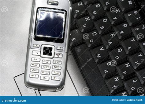 Telefone Móvel E Computador Imagem de Stock - Imagem de pessoal, computador: 2964553