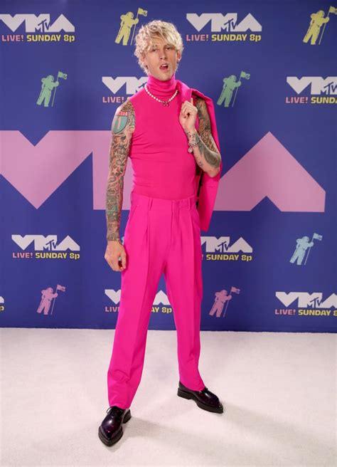 Machine Gun Kelly Rocked a Pink Suit at the VMAs | POPSUGAR Fashion