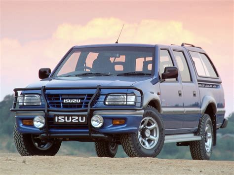 Isuzu KB - specs, photos, videos and more on TopWorldAuto