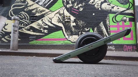 There's a New Onewheel o the Block, and it's a Pint-sized Shredding Machine | Digital Trends