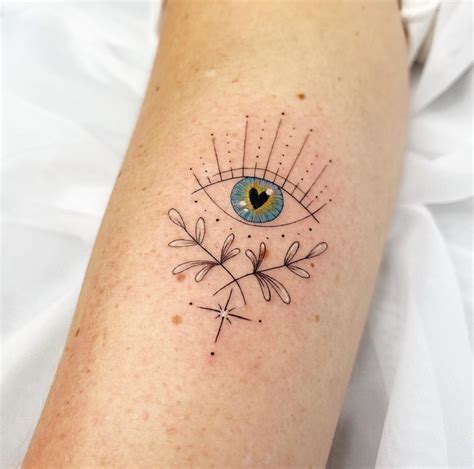 Discover 74+ tiny evil eye tattoo - in.cdgdbentre